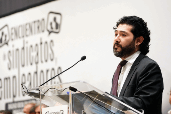 Iniciativa de reforma de 40 horas estará lista cuando empiece el próximo periodo legislativo: STPS